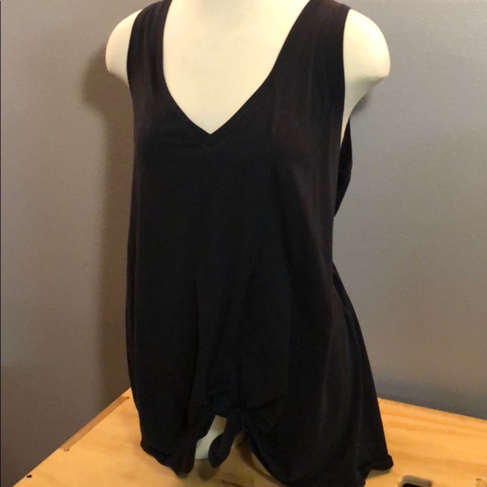 Lululemon front tie tank